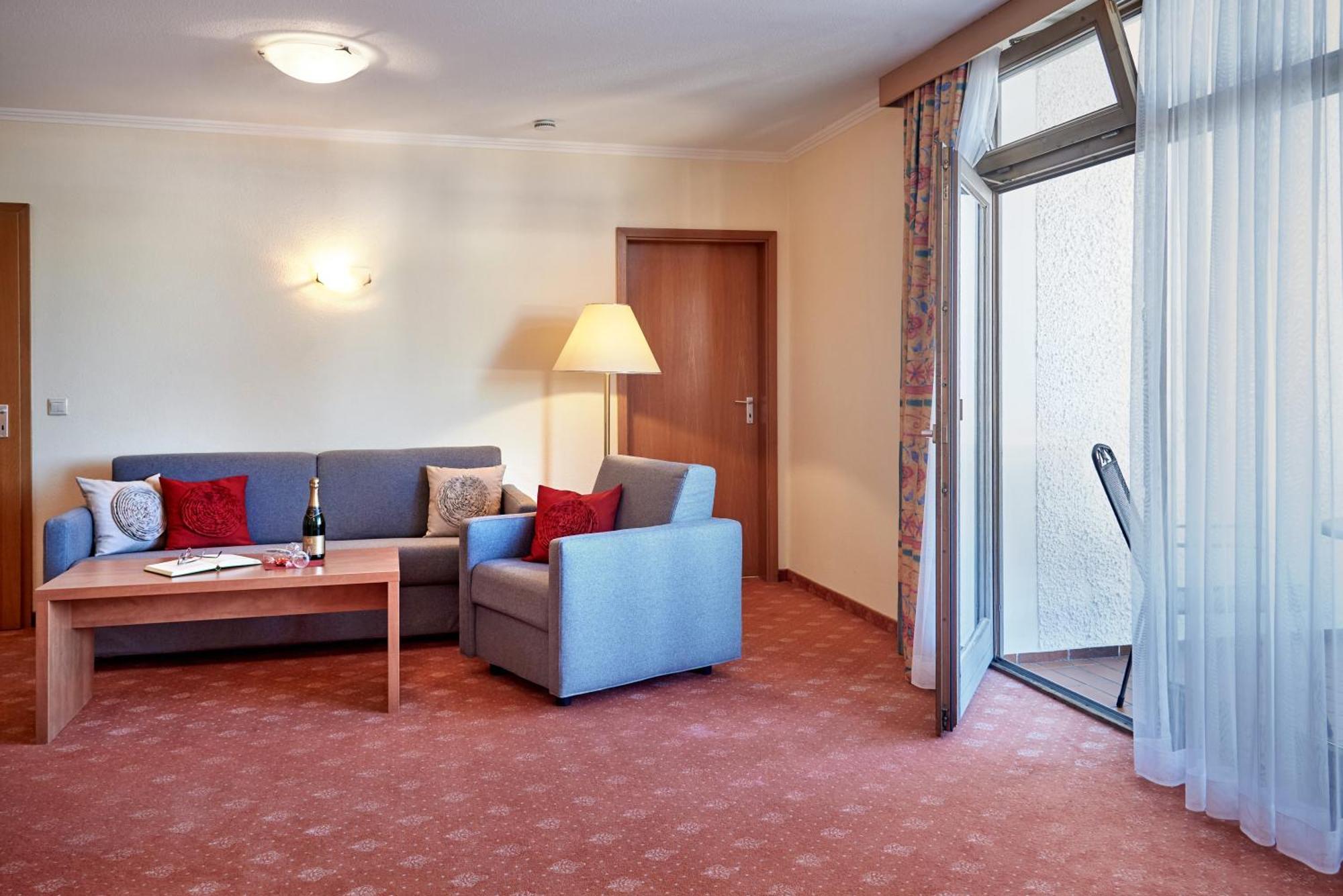Apparthotel Minerva Diana Octavia 바트고깅 외부 사진