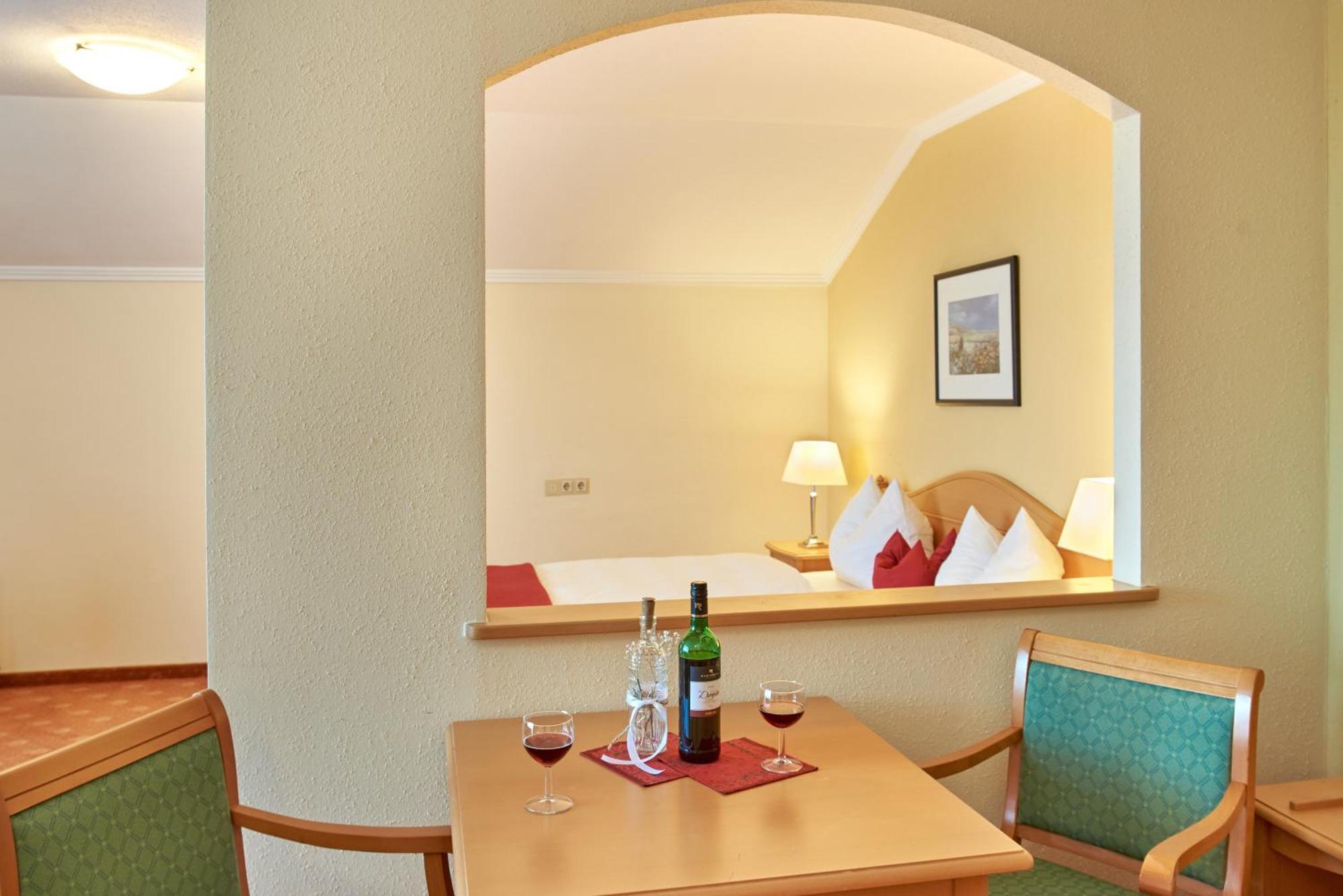Apparthotel Minerva Diana Octavia 바트고깅 외부 사진