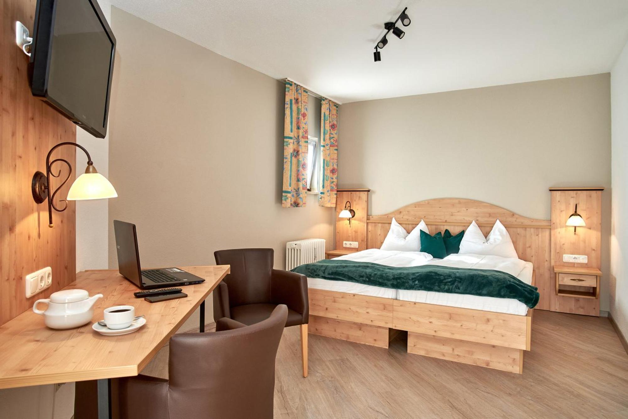 Apparthotel Minerva Diana Octavia 바트고깅 외부 사진