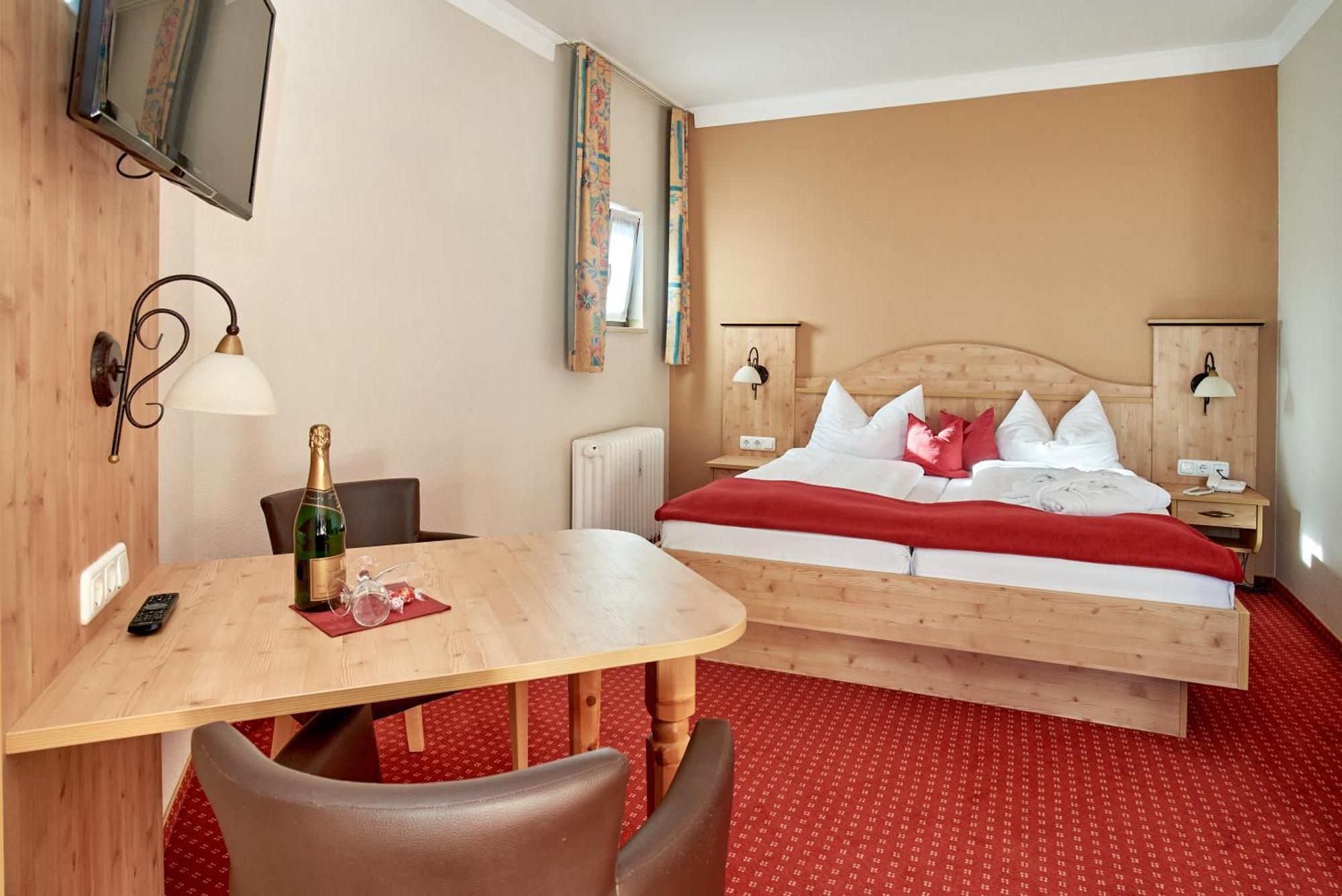 Apparthotel Minerva Diana Octavia 바트고깅 외부 사진